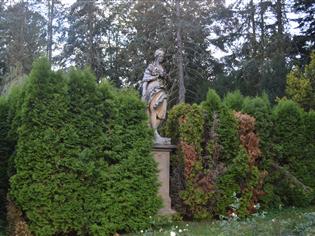 Socha Afrodité v Růžové zahradě