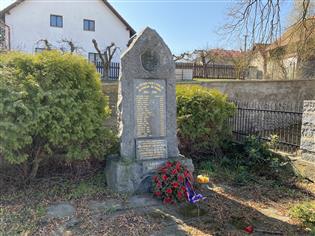 Pomník padlým v 1. světové válce a obětem koncentračních táborů